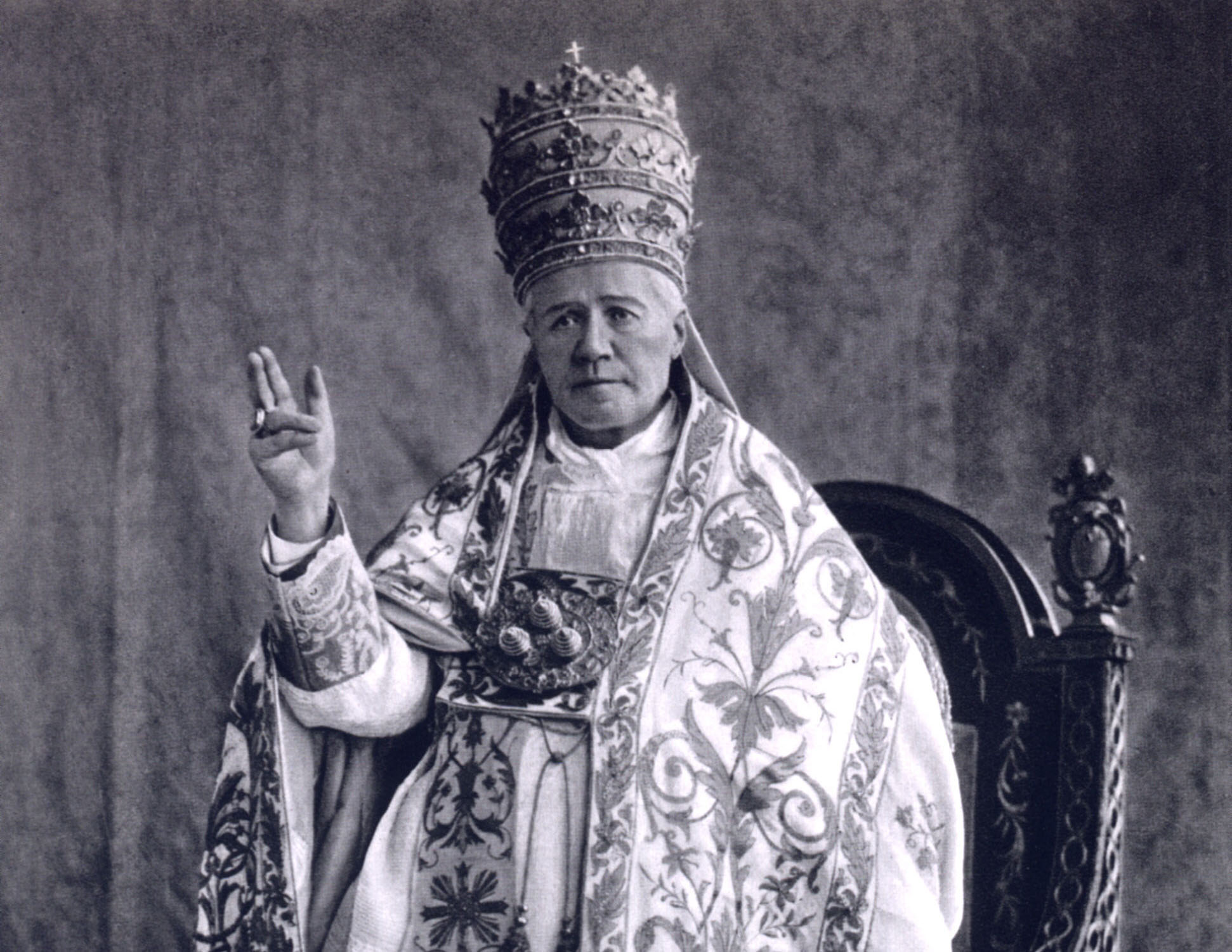 Św. Pius X, Papież, pogromca modernizmu.