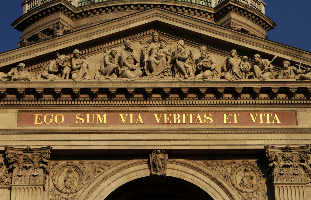 "Ego sum via, et veritas, et vita" (Joan. 14, 6). Bazylika św. Stefana, Budapeszt.